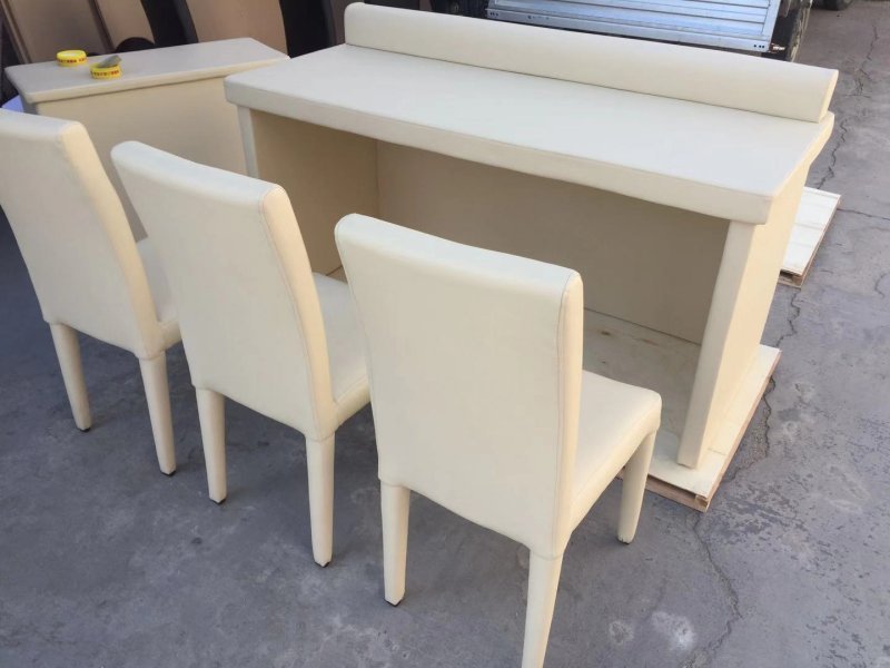 审讯室软包桌椅