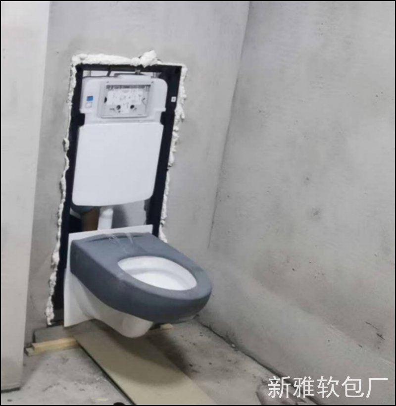 软包硅胶防撞马桶安装.jpg